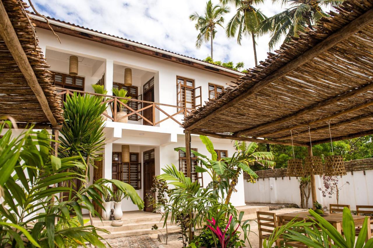 Kima Serviced Beach House & Suites Bwejuu Kültér fotó