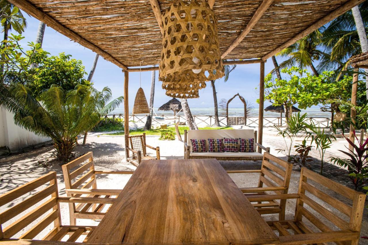 Kima Serviced Beach House & Suites Bwejuu Kültér fotó