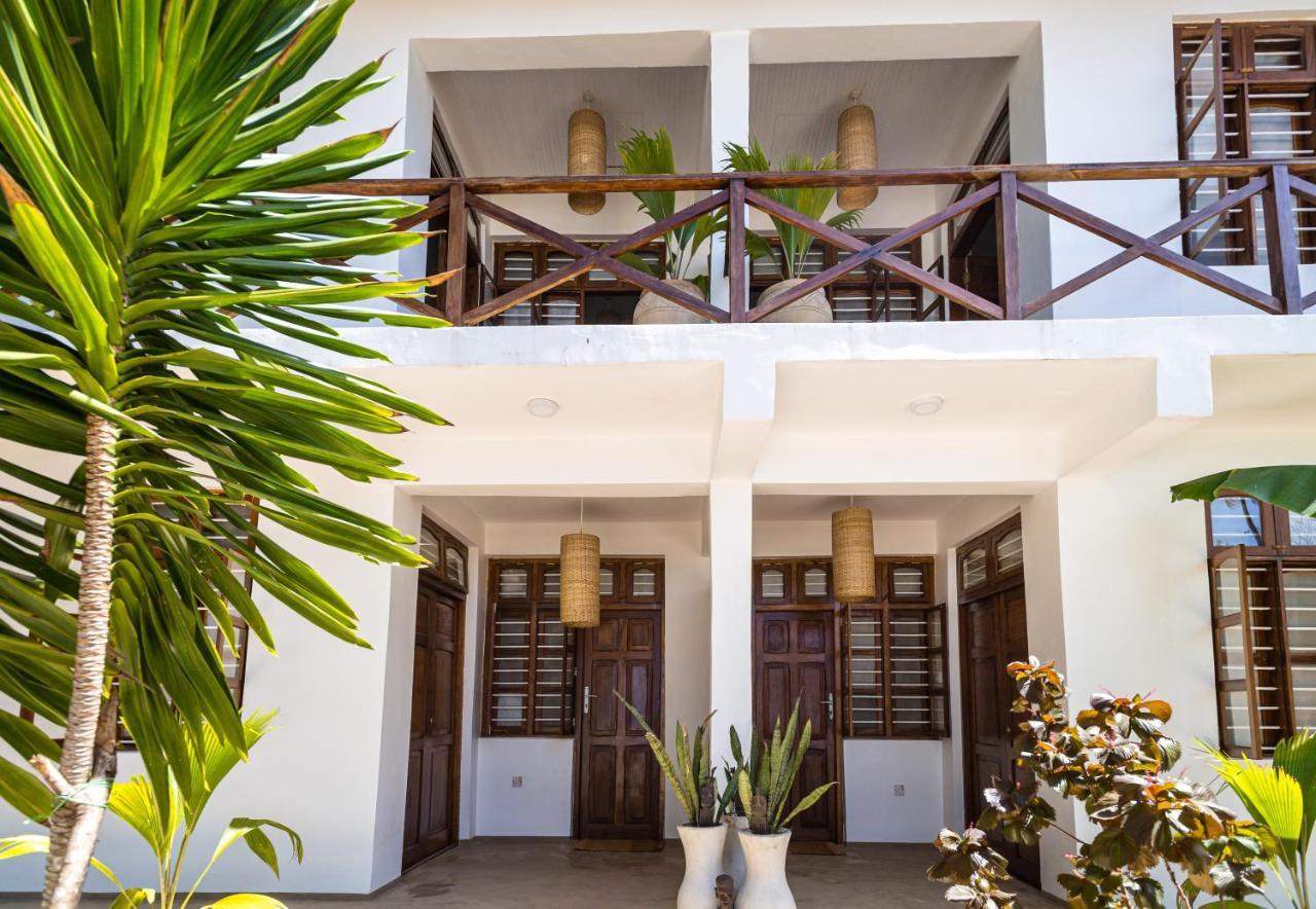 Kima Serviced Beach House & Suites Bwejuu Kültér fotó