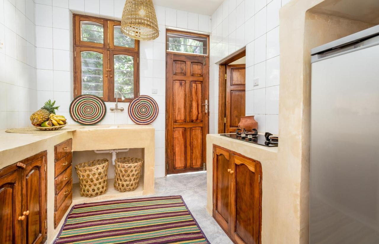 Kima Serviced Beach House & Suites Bwejuu Kültér fotó