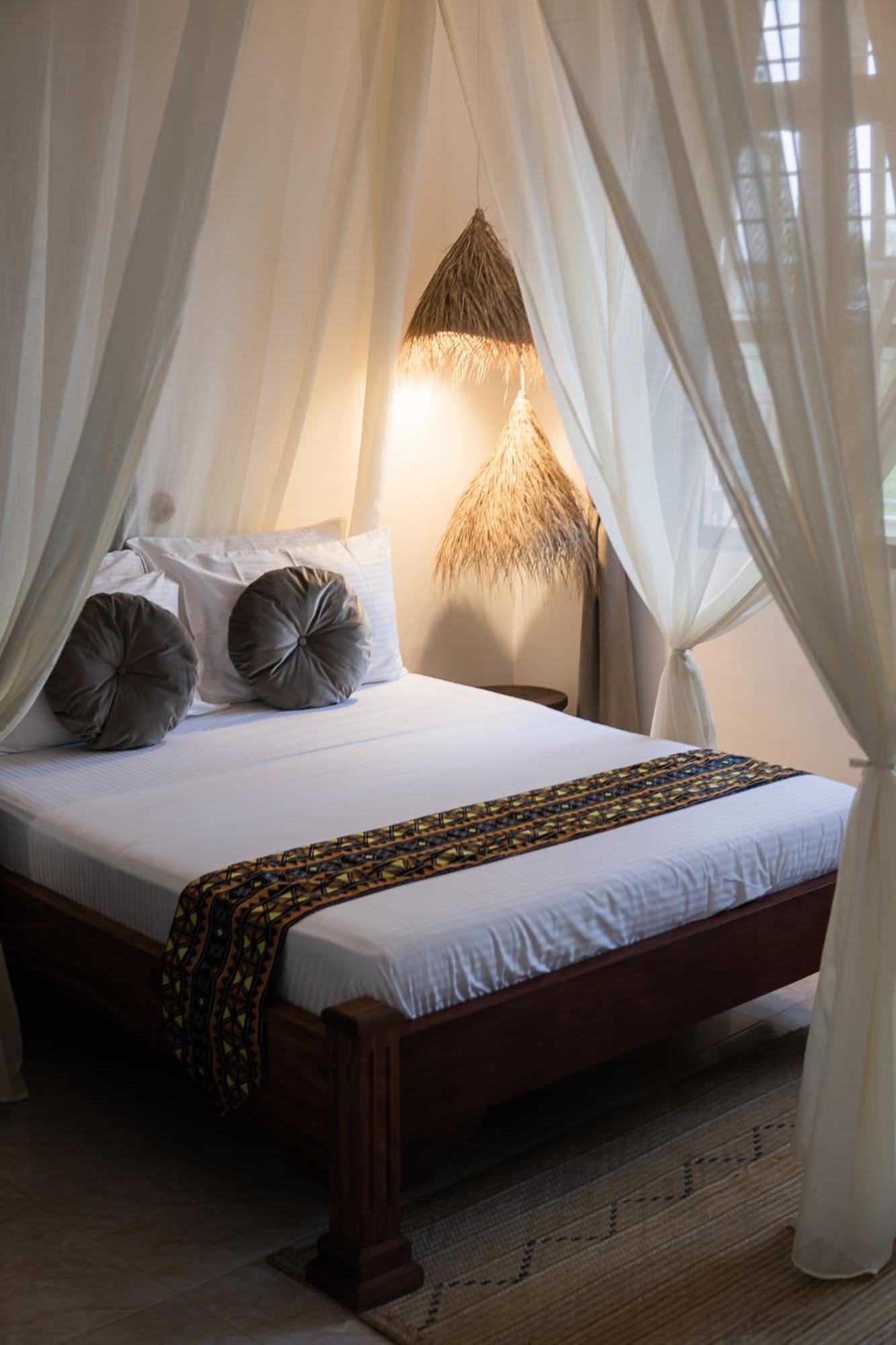 Kima Serviced Beach House & Suites Bwejuu Kültér fotó