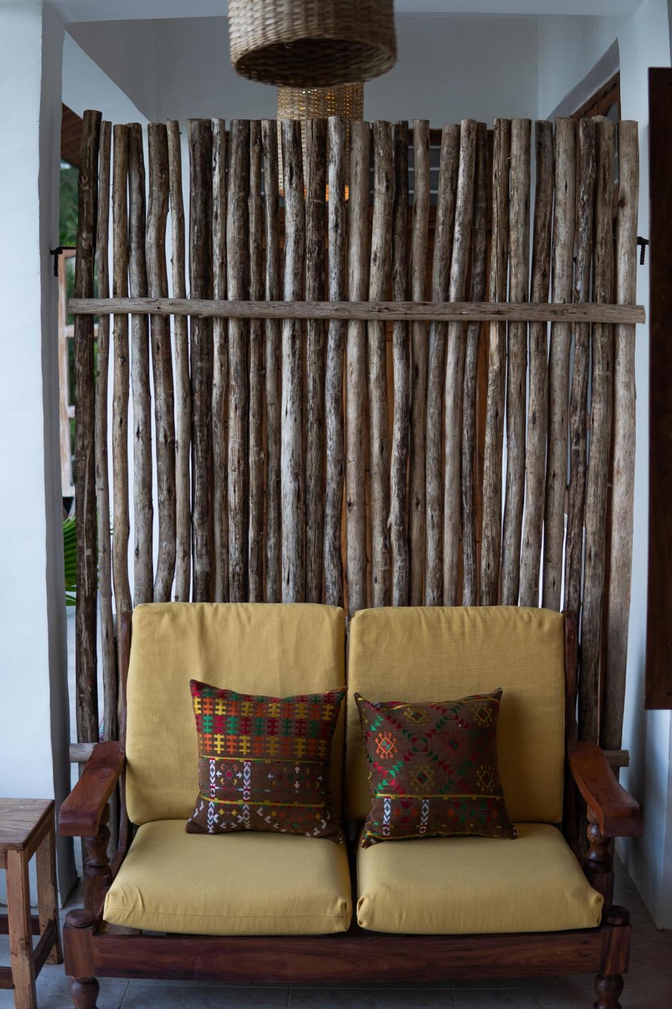 Kima Serviced Beach House & Suites Bwejuu Kültér fotó